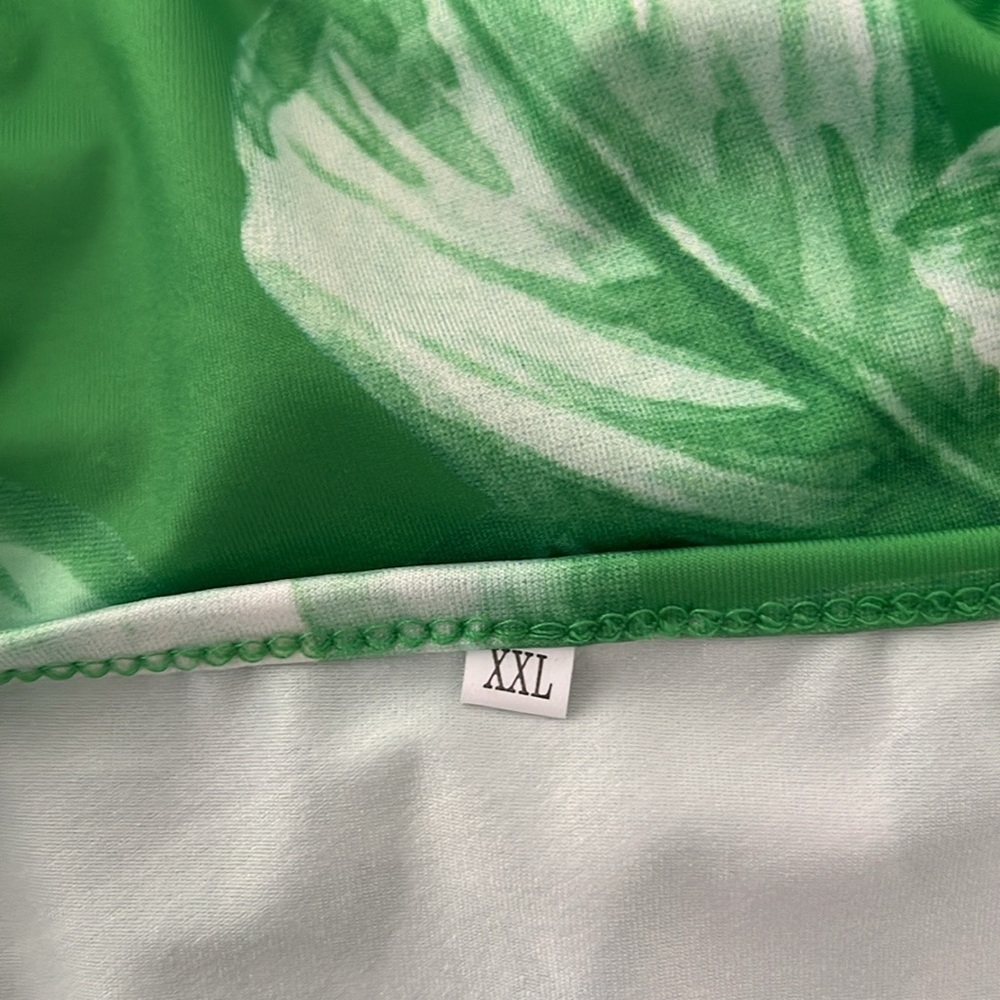 Maxi~Dress / Spaghetti Straps / Green & White Floral - Picture 9 of 11